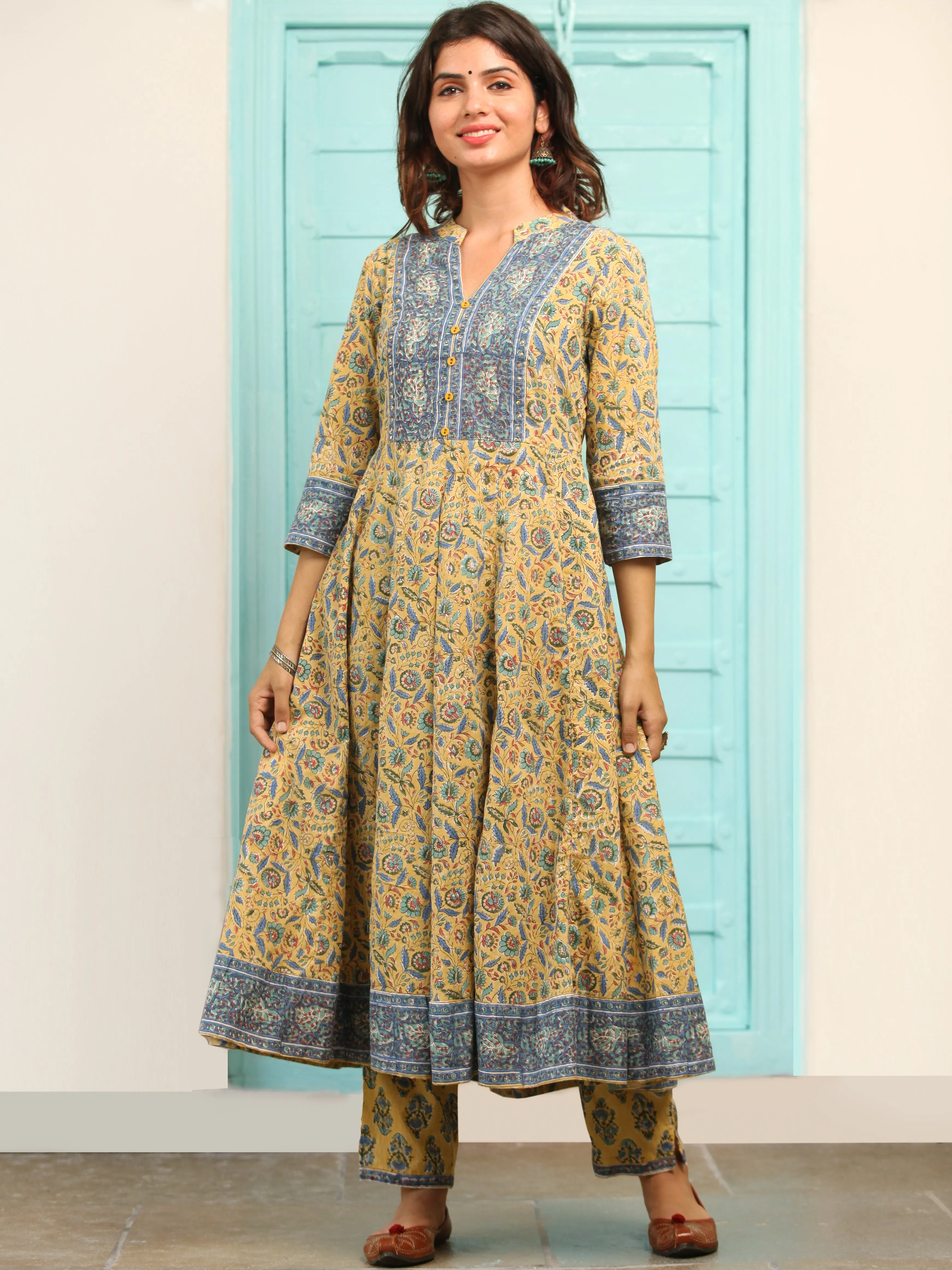 Jashn Mehroz Flared Kurta