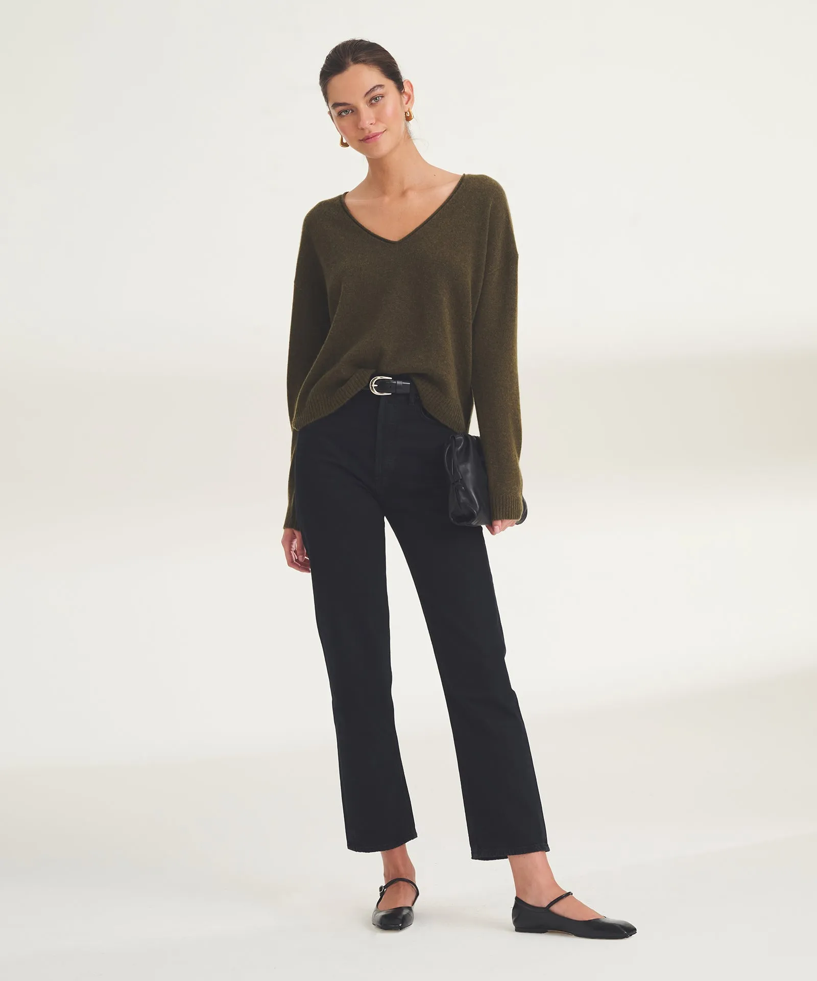 Lightweight Cashmere V-Neck Sweater