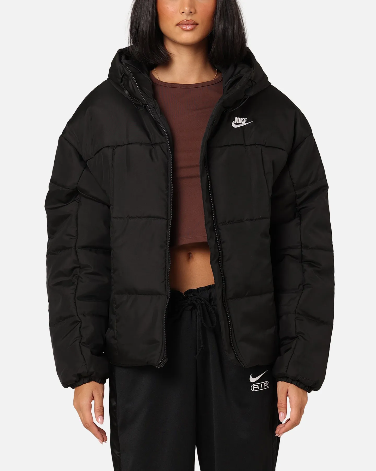 Nike Women's Sportswear Classic Puffer Therma-FIT Loose Hooded Jacket Black/White