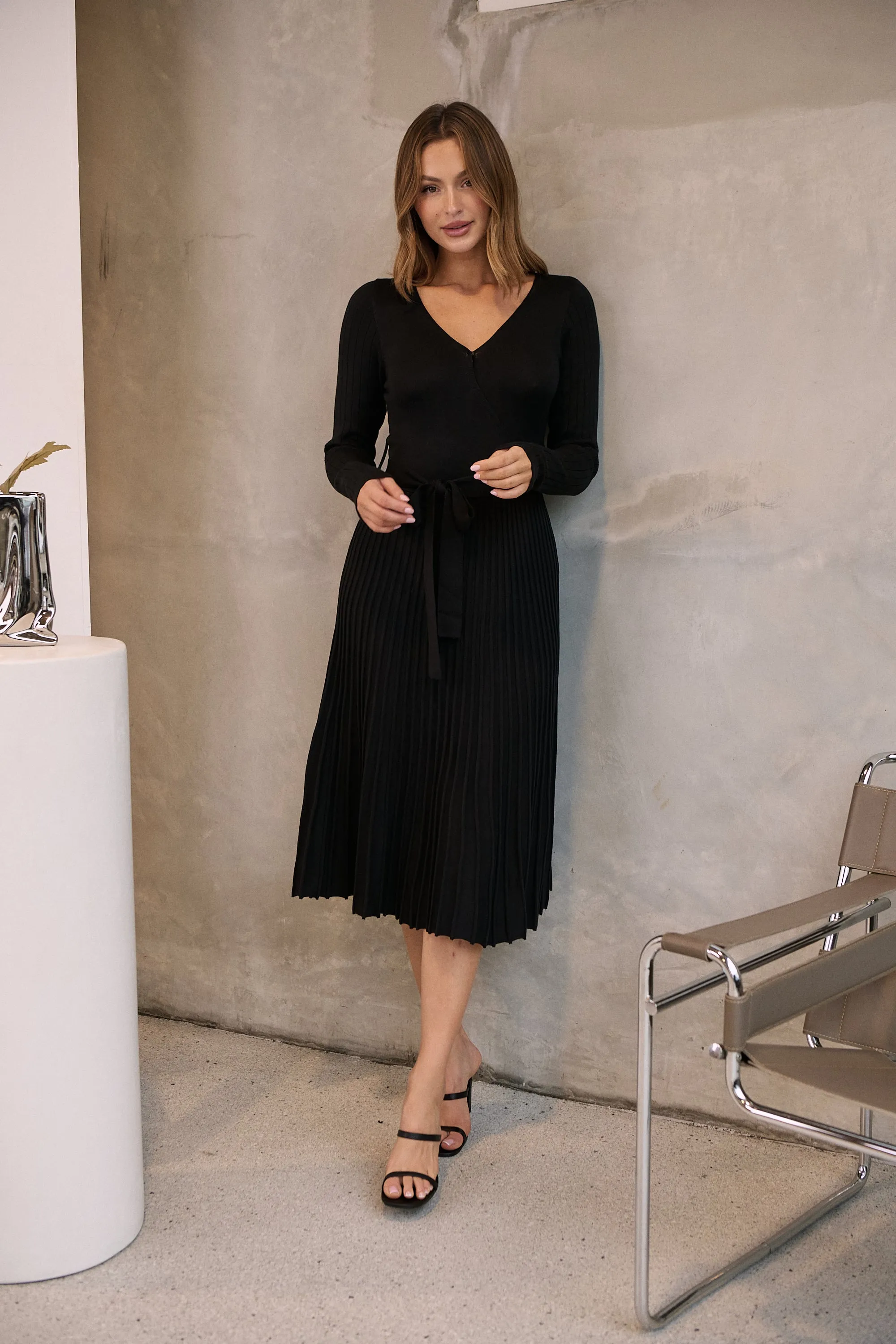 Parker Black Long Sleeve Pleated Knit Midi Dress