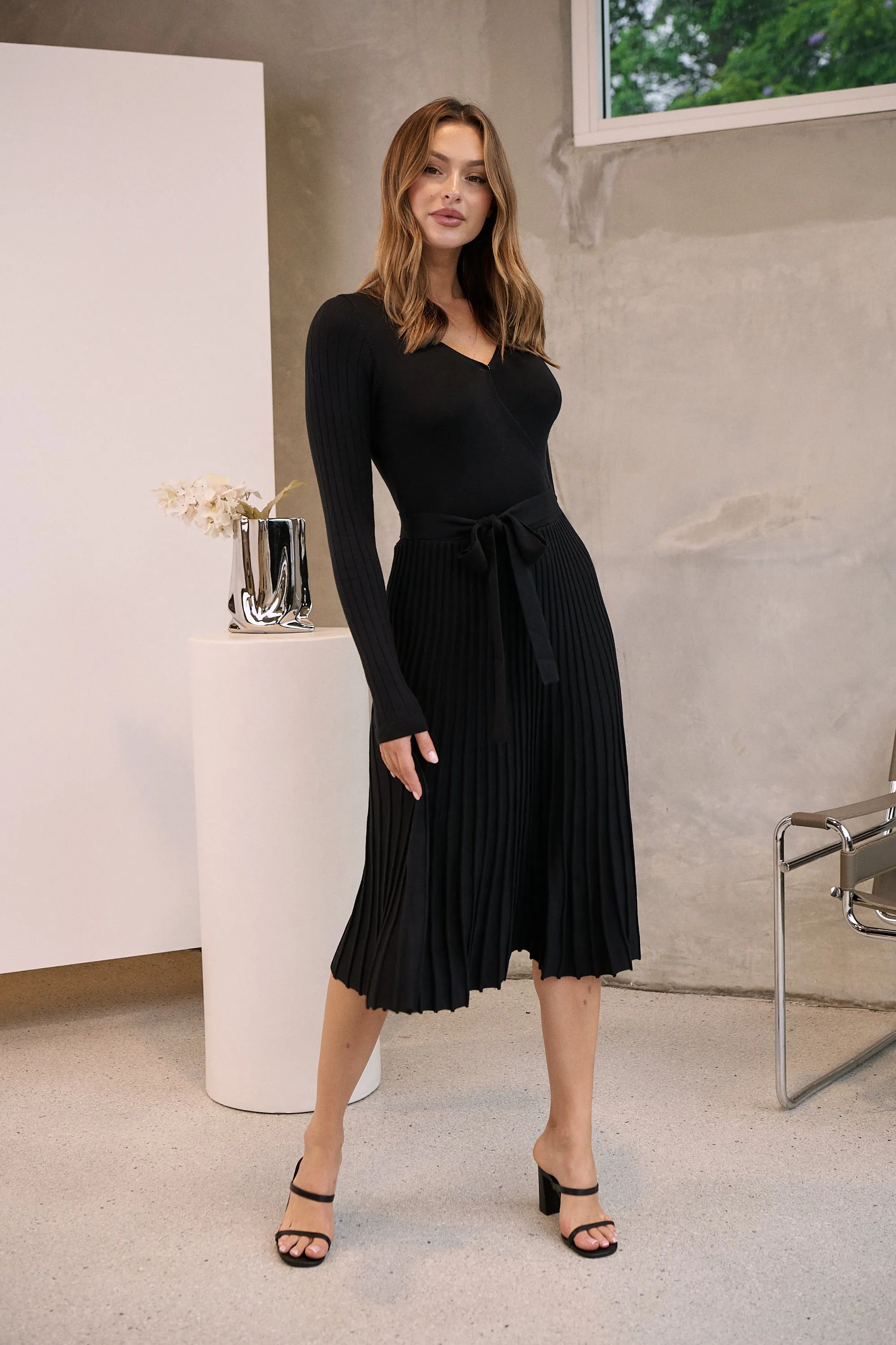 Parker Black Long Sleeve Pleated Knit Midi Dress