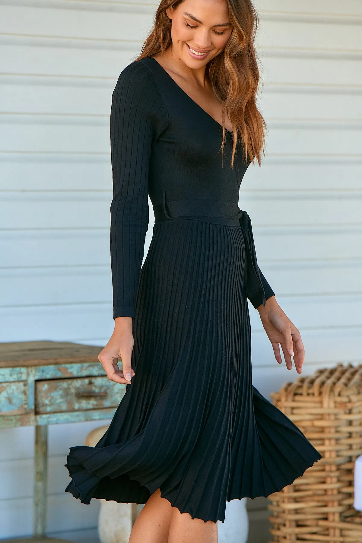 Parker Black Long Sleeve Pleated Knit Midi Dress