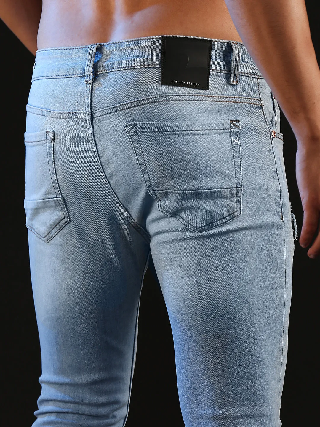 Spykar Limited Edition Light Blue Slim Fit Narrow Length Low Rise Knee Slit Premium Stretchable Denim Jeans For Men (Skinny)